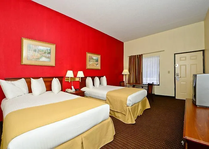 Manchester Heritage Inn & Suites